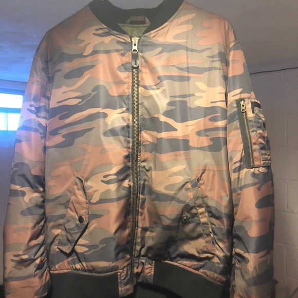 American Eagle Camo Bomber Jacket Men’s Size Med Nylon - Picture 1 of 3